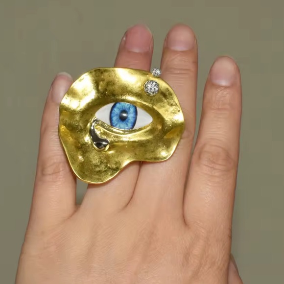 Surrealist Gold Eye Statement Artistic Blue Iris Design, Avant-Garde Ring - Picture 7 of 10